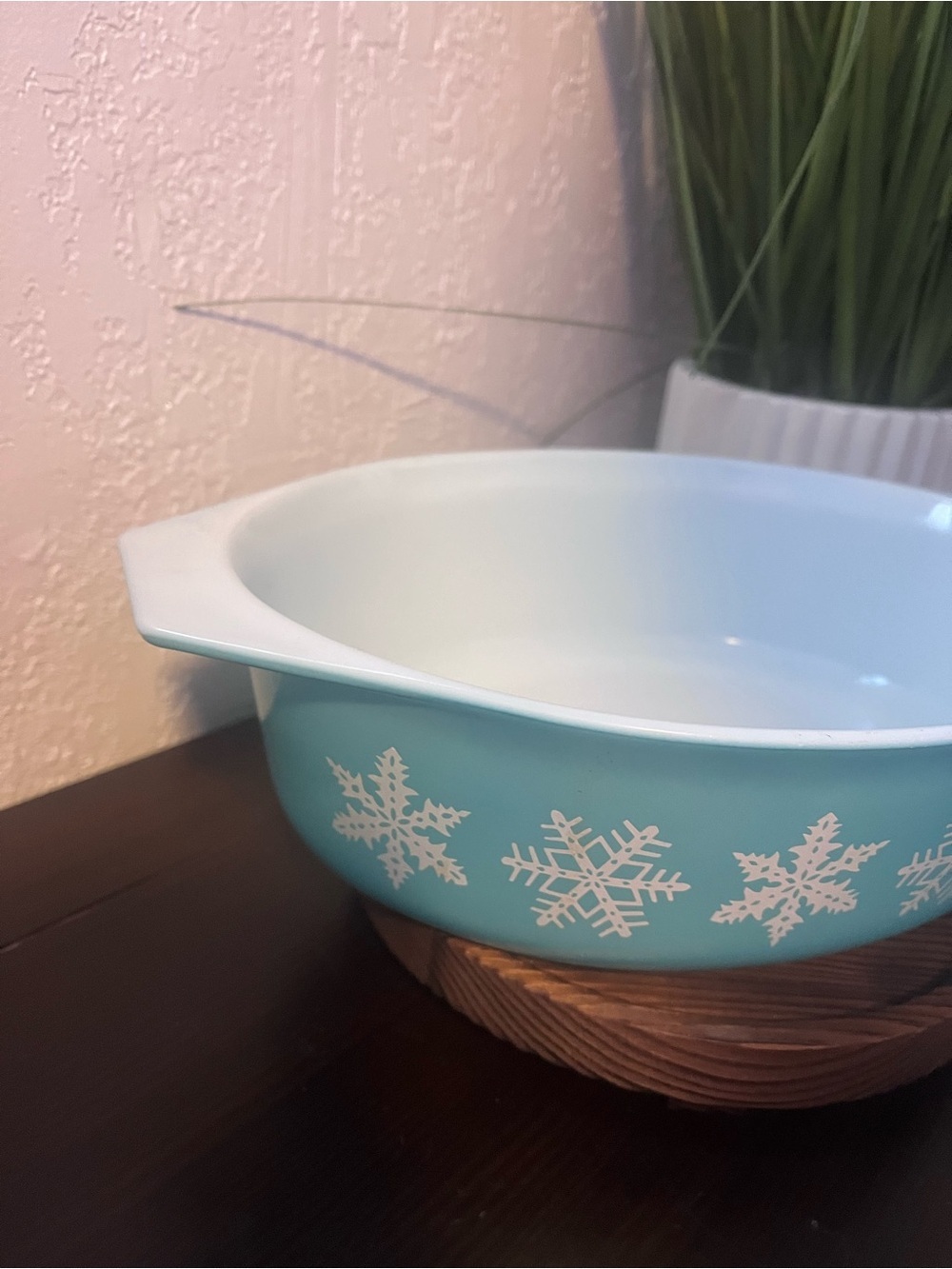 Vintage Pyrex Turquoise Snowflake 045 Casserole Dish 2.5 Qt No Lid - Picture 2 of 14